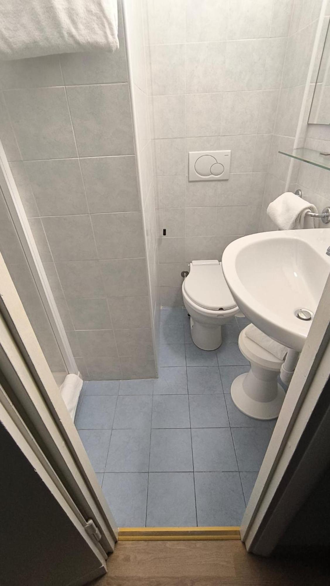 Hotel La Perla Del Capo Ospedaletti Bagian luar foto